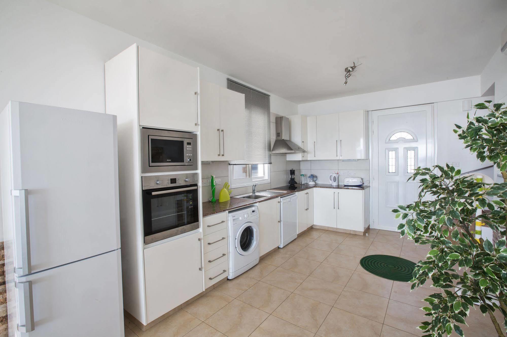 Gorgona Villas Αγία Νάπα Εξωτερικό φωτογραφία